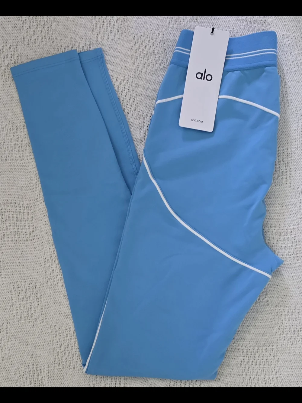 ALO Yoga Airbrush High Waist Heart Throb Legging